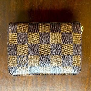 Authentic! Louis Vuitton Damier Zippy Coin Purse/Wallet N63070